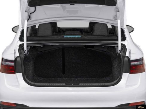 New 2026 Volkswagen Jetta SE FWD image 10