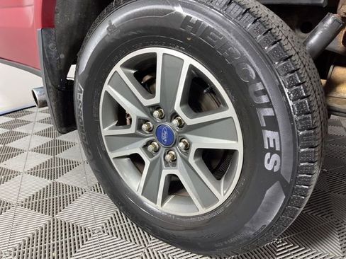 Used 2016 Ford F150 XLT w/ Equipment Group 302A Luxury image 15