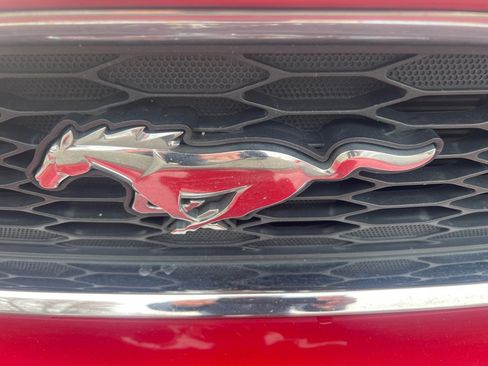 Used 2013 Ford Mustang Coupe image 32