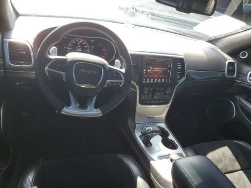 Used 2015 Jeep Grand Cherokee SRT w/ Luxury Group II AWD/4WD image 8