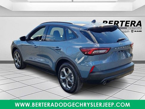 Used 2025 Ford Escape ST-Line Select image 4