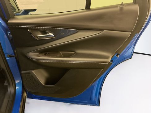 Used 2024 Chevrolet Blazer EV LT image 32