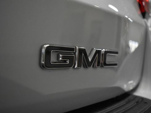Used 2026 GMC Yukon XL Denali Ultimate AWD/4WD image 16