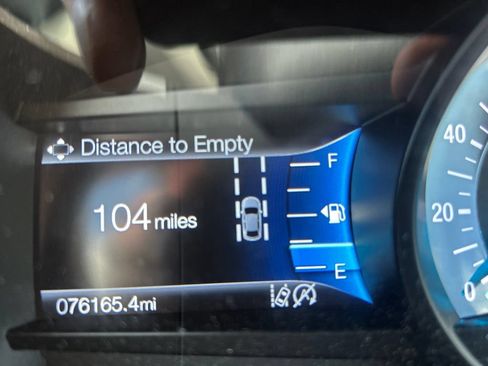 Used 2019 Ford Edge SEL w/ Equipment Group 201A FWD image 10