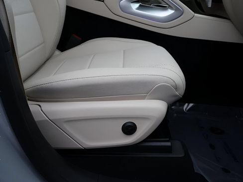 Certified 2026 Mercedes-Benz GLE 350 4MATIC image 12