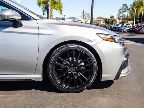 Certified 2022 Toyota Camry XSE w/ Navigation Upgrade Package image 5