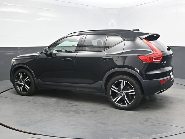 Used 2019 Volvo XC40 T5 R-Design AWD/4WD image 4