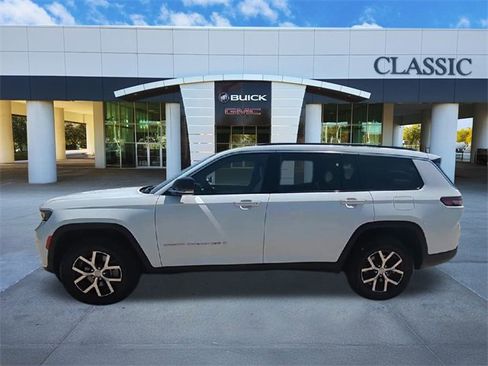 Used 2024 Jeep Grand Cherokee L Limited image 5