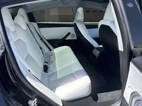 Used 2025 Tesla Model 3 Long Range RWD image 22