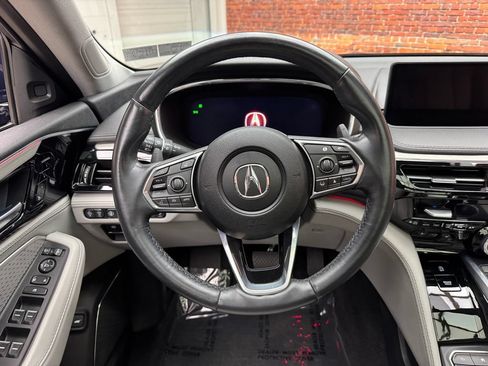 Used 2023 Acura MDX SH-AWD w/ Advance Package image 14