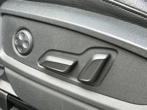 Used 2020 Audi Q5 2.0T Premium w/ Convenience Package image 34