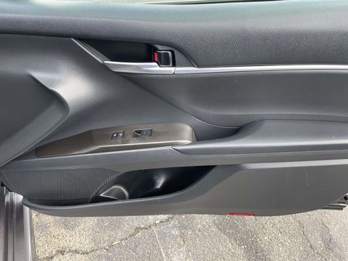 Used 2021 Toyota Camry SE image 44