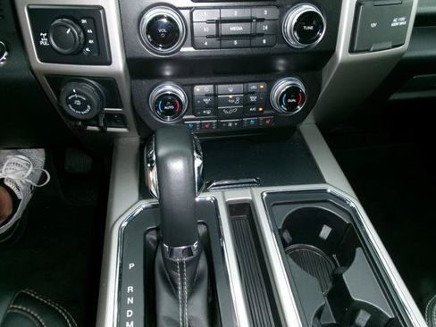 Used 2020 Ford F150 Lariat w/ Equipment Group 502A Luxury AWD/4WD image 11