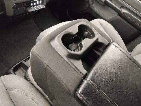Used 2021 RAM 1500 Big Horn AWD/4WD image 26