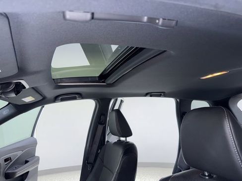 Used 2022 Honda Passport EX-L image 2