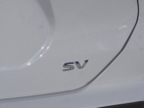 Used 2024 Nissan Kicks SV FWD image 6