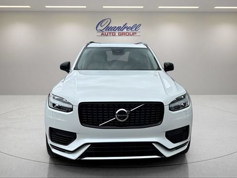 Used 2023 Volvo XC90 T8 Plus w/ Protection Package Premier AWD/4WD image 8