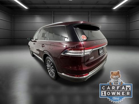 Certified 2022 Lincoln Aviator Reserve w/ Elements Package Plus AWD/4WD image 5