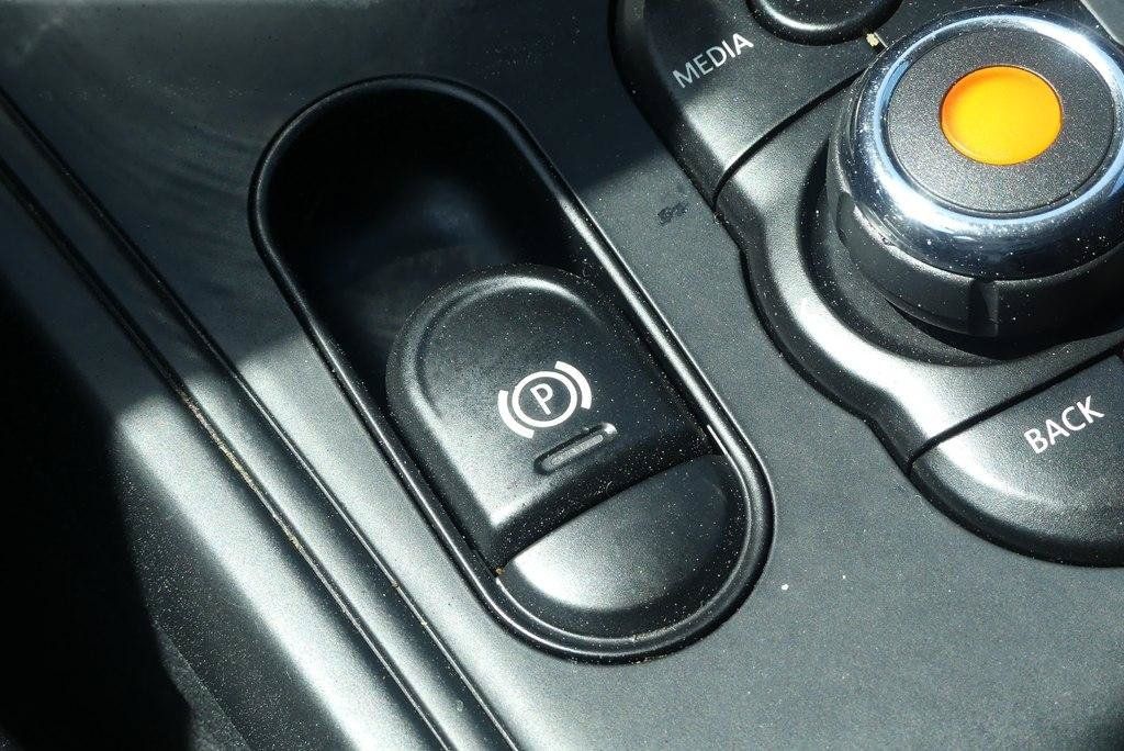 Used 2020 MINI Cooper Countryman FWD image 27