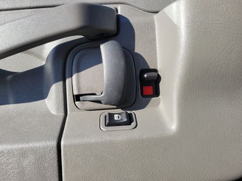 Used 2024 GMC Savana 2500 CARGO w/ Driver Convenience Package image 20