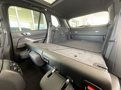 Certified 2024 BMW X5 M60i image 31