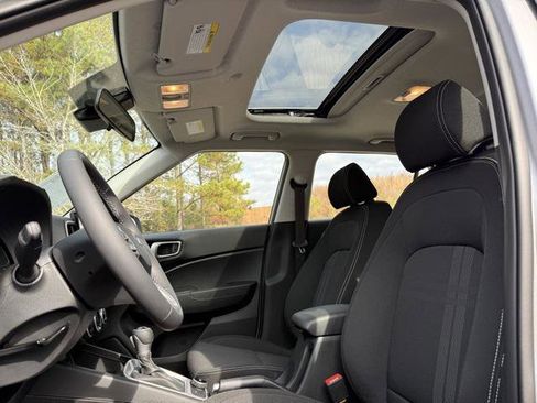 New 2026 Hyundai Venue SEL image 25