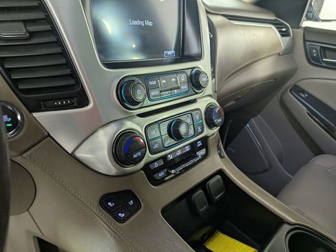 Used 2019 GMC Yukon XL SLT w/ Open Road Package image 26