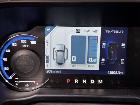 Used 2023 Ford Bronco Wildtrak image 15