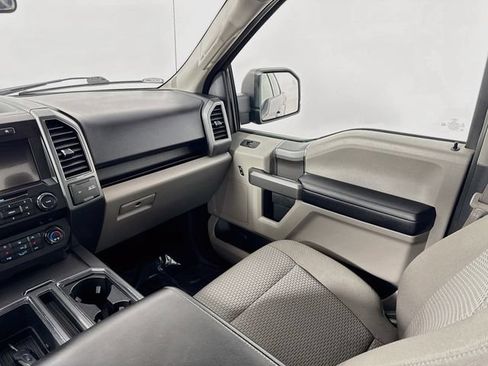 Used 2020 Ford F150 XLT w/ Equipment Group 302A Luxury AWD/4WD image 23