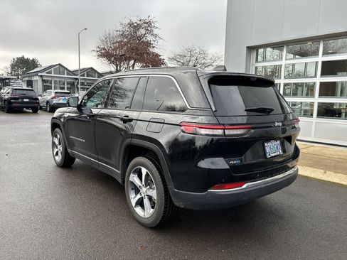 Used 2024 Jeep Grand Cherokee Limited 4xe w/ Luxury Tech Group II image 2