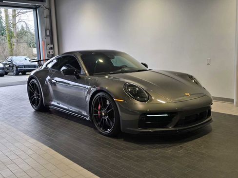 Used 2024 Porsche 911 Carrera GTS image 9