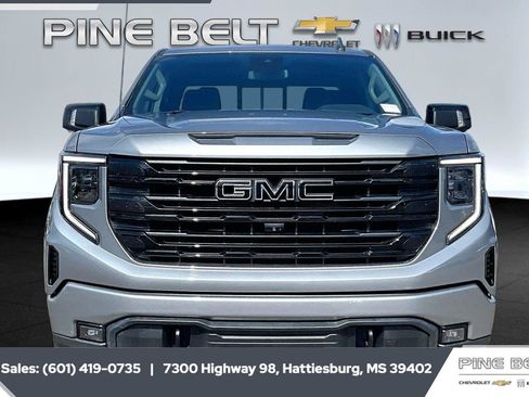 Used 2023 GMC Sierra 1500 Elevation w/ Elevation Premium Package AWD/4WD image 3