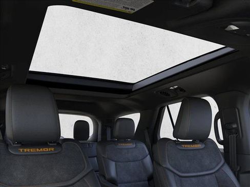 New 2026 Ford Explorer Tremor w/ Tremor Ultimate Package AWD/4WD image 22