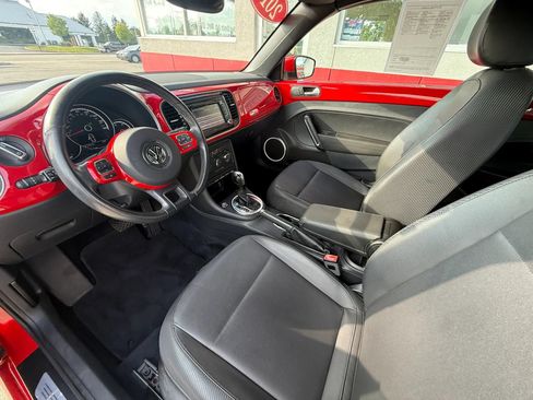 Used 2014 Volkswagen Beetle 2.5 FWD image 9