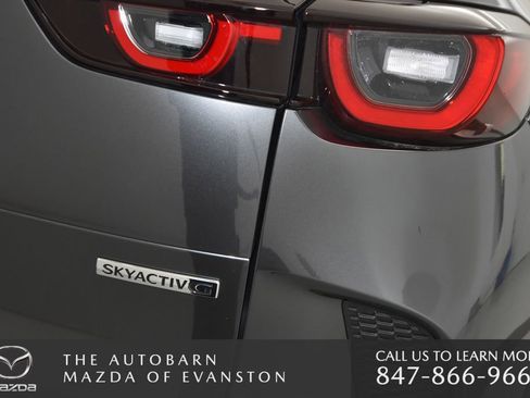 Used 2025 MAZDA CX-50 AWD 2.5 S w/ Premium Plus Pkg image 39