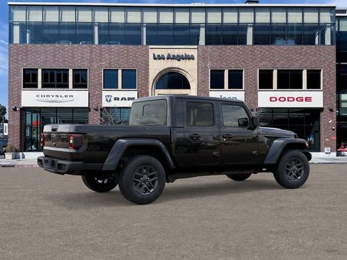 New 2026 Jeep Gladiator Sport image 4