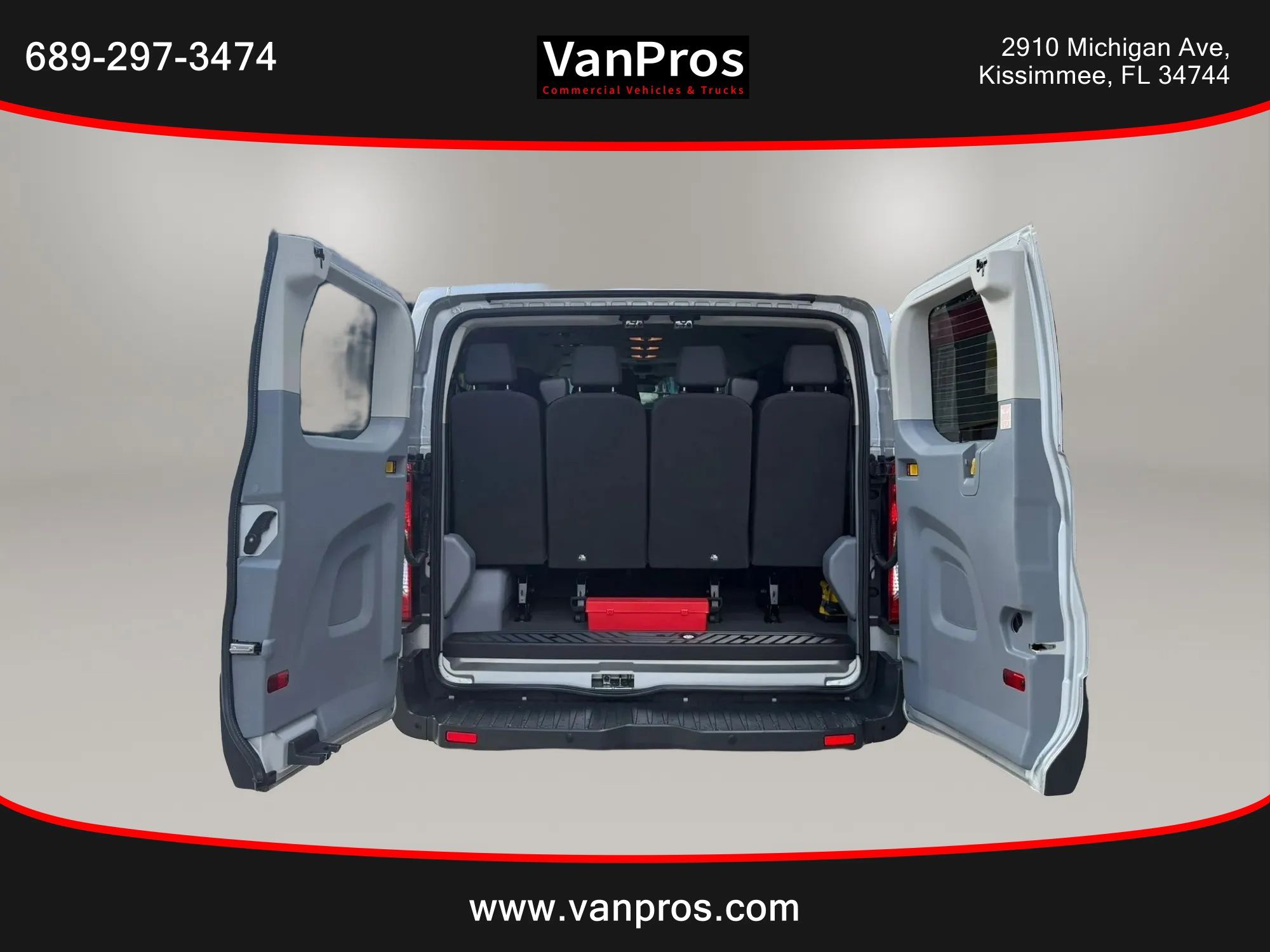 Used 2018 Ford Transit 350 XLT RWD image 12
