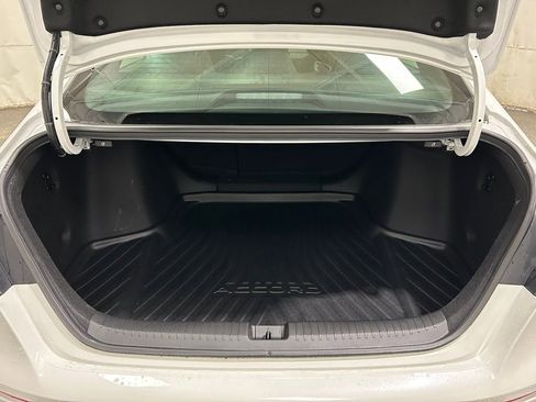 Used 2025 Honda Accord Sport image 28