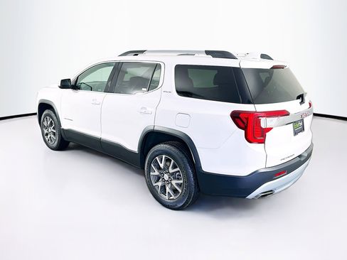 Used 2023 GMC Acadia SLE w/ Driver Convenience Package image 5