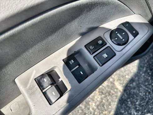 Used 2018 Hyundai Elantra SEL w/ Cargo Package FWD image 15