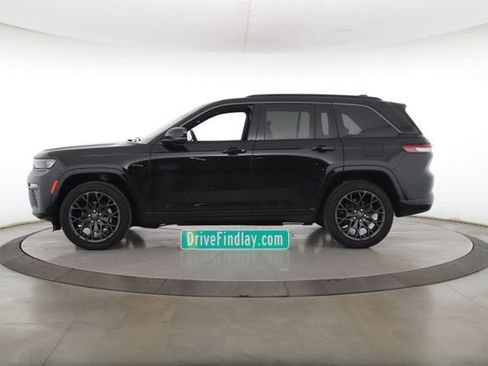 Used 2026 Jeep Grand Cherokee Summit w/ Obsidian Package AWD/4WD image 9