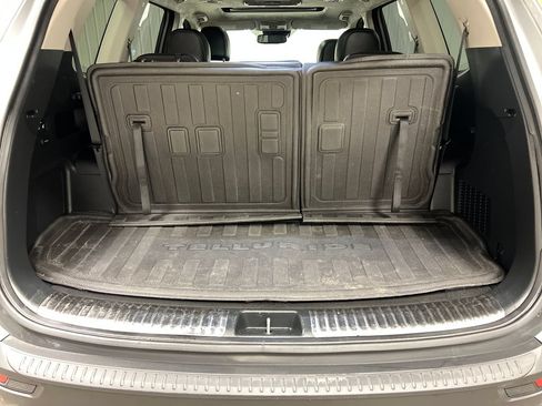 Used 2022 Kia Telluride SX w/ SX Prestige Package AWD/4WD image 16
