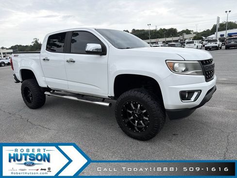 Used 2018 Chevrolet Colorado Z71 AWD/4WD image 4