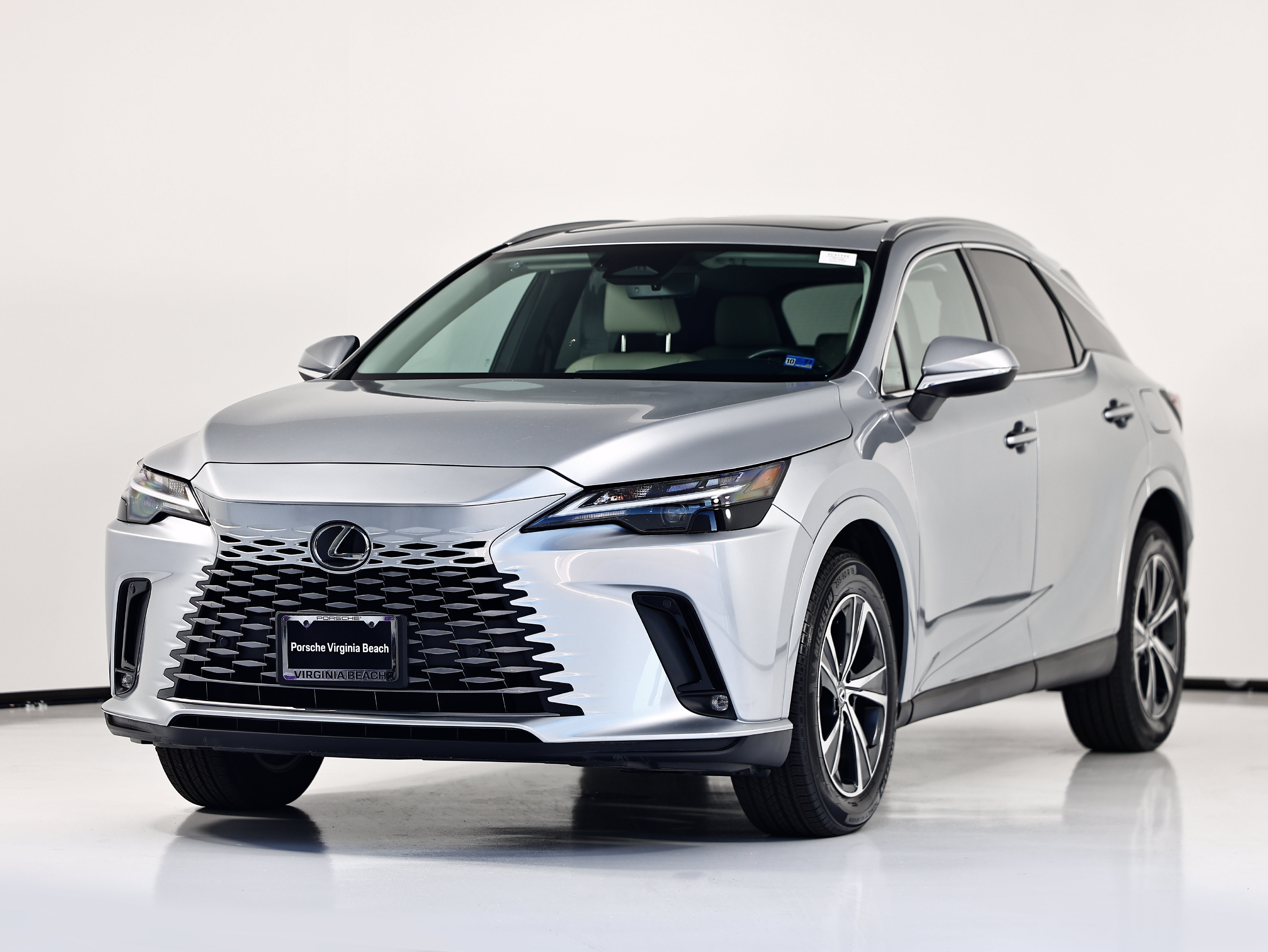 Used 2023 Lexus RX 350 Premium w/ Accessory Package AWD/4WD image 1