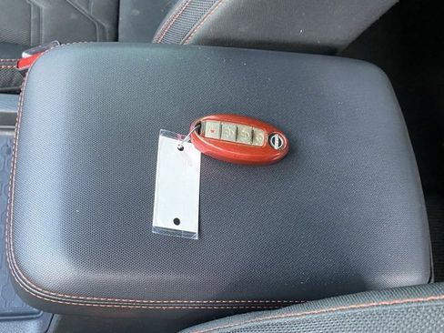 Used 2022 Nissan Frontier Pro-X w/ Technology Package image 27