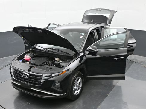 Certified 2023 Hyundai Tucson SE AWD/4WD image 46