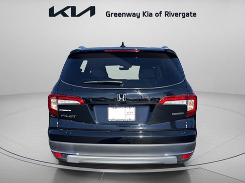 Used 2022 Honda Pilot Touring image 6