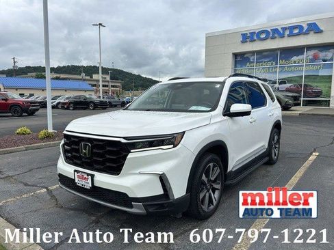 Used 2023 Honda Pilot Elite image 1