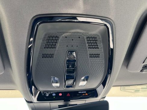 Certified 2025 Cadillac Optiq Sport 1 image 34