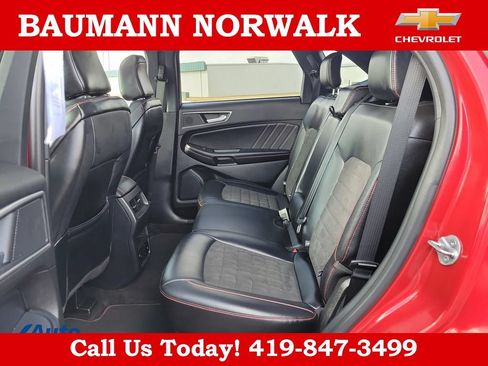 Used 2023 Ford Edge ST-Line AWD/4WD image 18